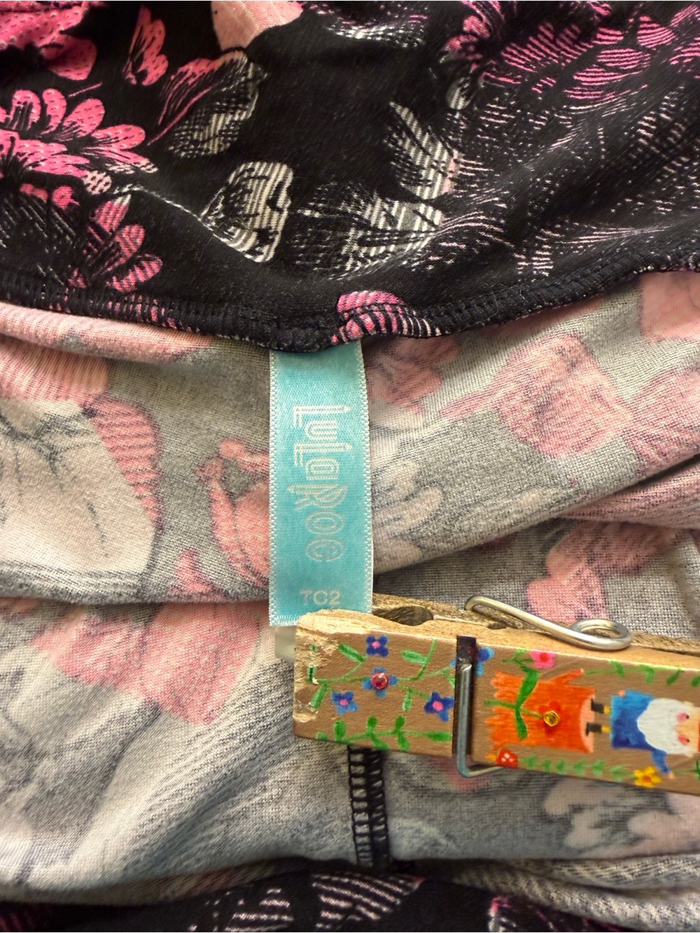 Lularoe Butter Soft Leggings TC2 - Picture 2 of 4
